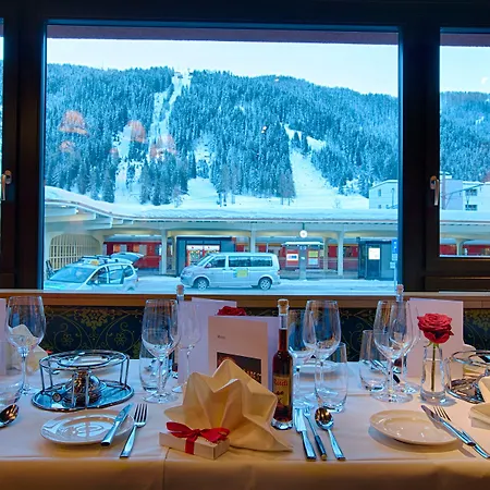 Готель Grischa - 4*