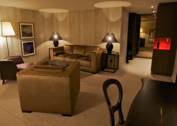 מלון Grischa - 4*